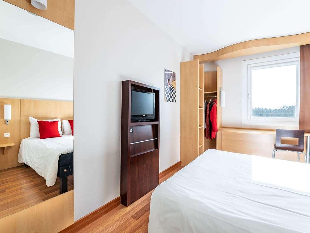 Ibis Hotel Plzeň Quarto foto